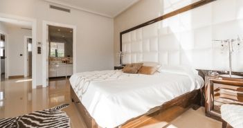 Detailed Designer Décor without the Pressurizing Price Tag